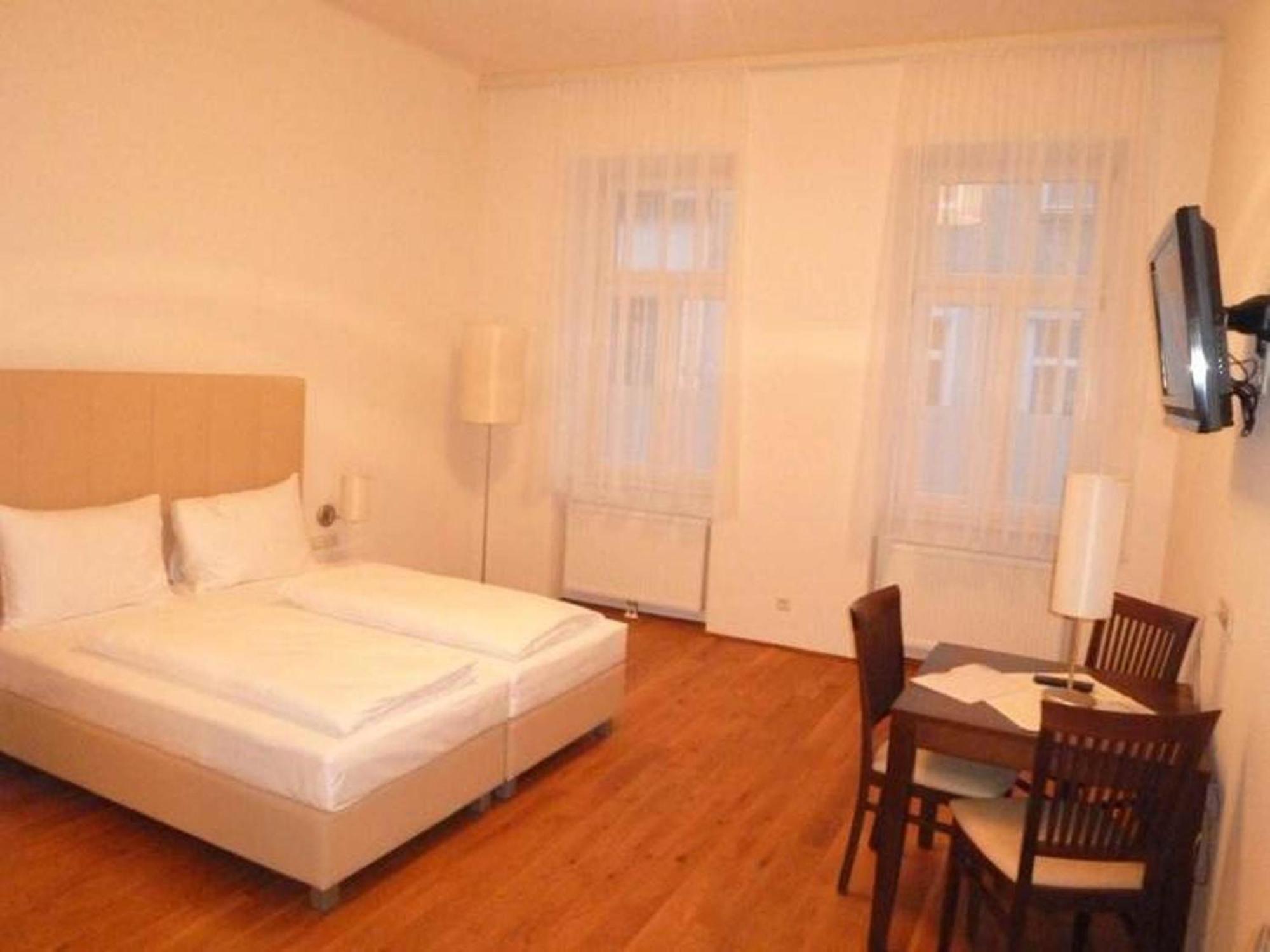 Nestroygasse Appartamento *